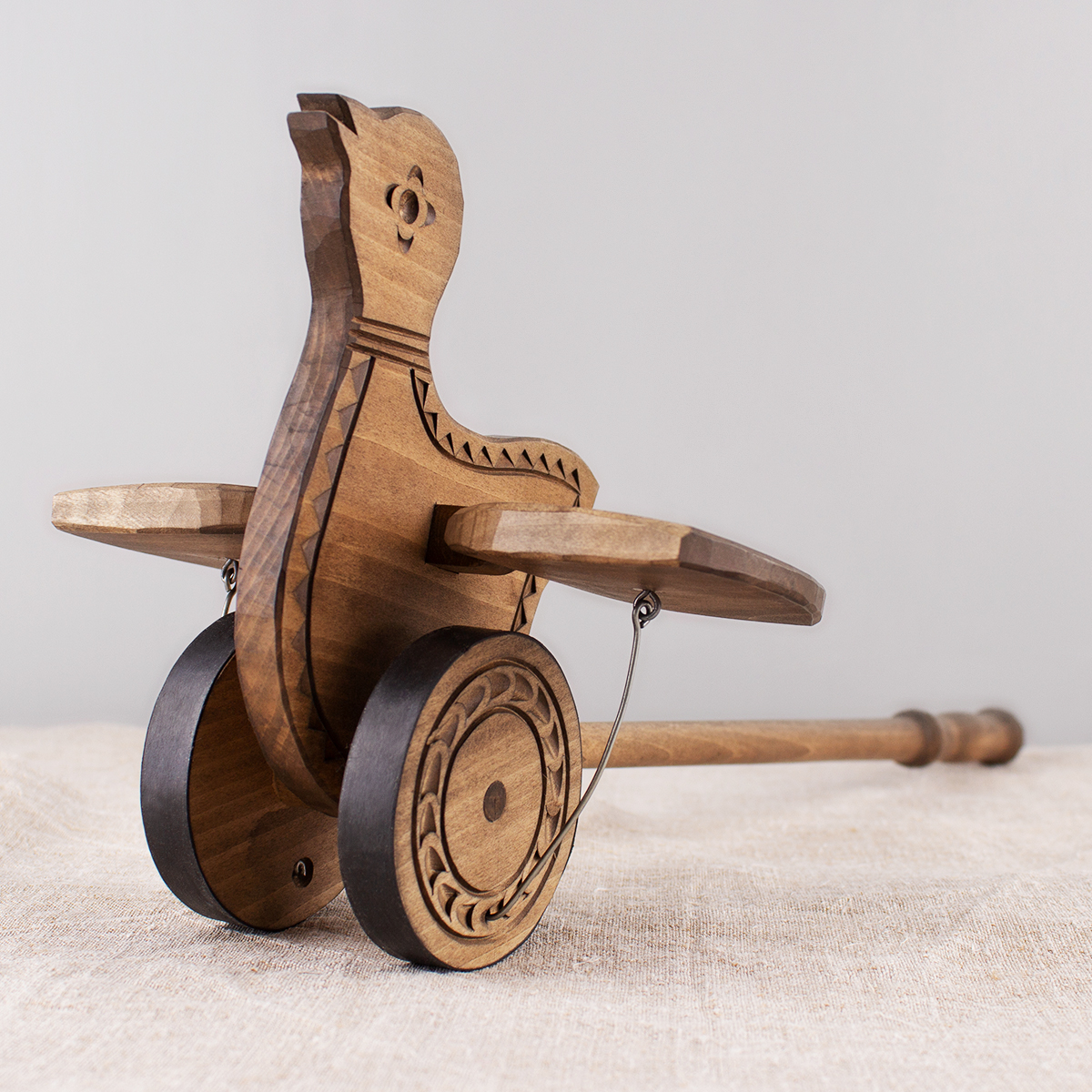 Wooden push toy "Bird"