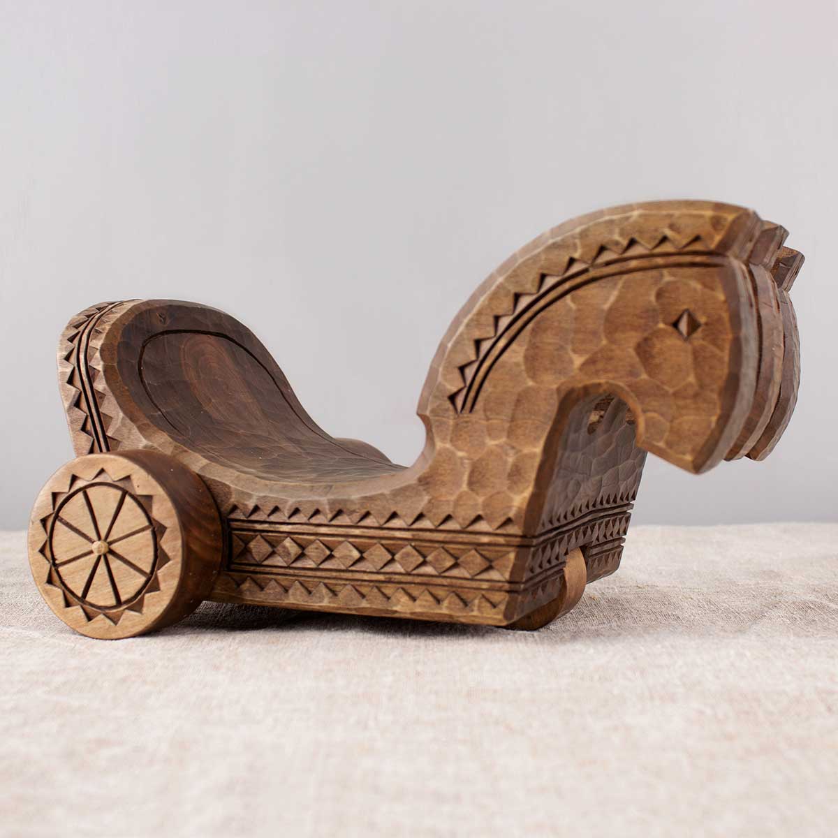 Wooden toy “Horse with three heads”